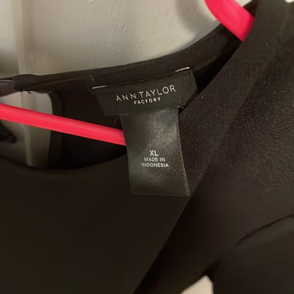 Ann Taylor top - Picture 3 of 3